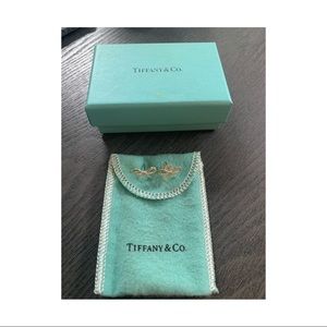 Tiffany’s bow earrings